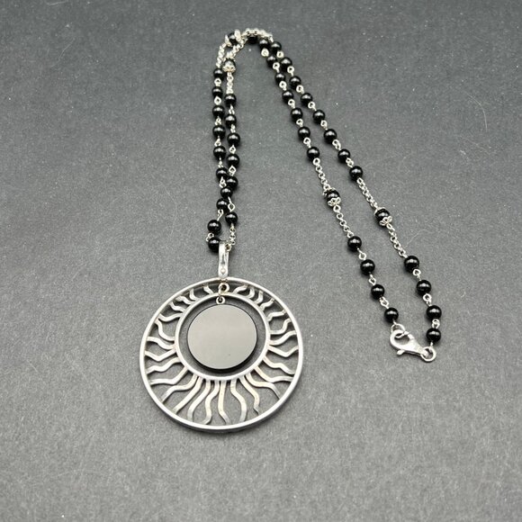 Heng Ngai Sterling Silver 925 Black Onyx Beaded Necklace Sun Pendant - Picture 5 of 7